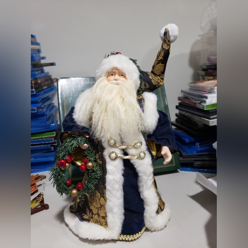 CHRISTMAS TREE TOPPER